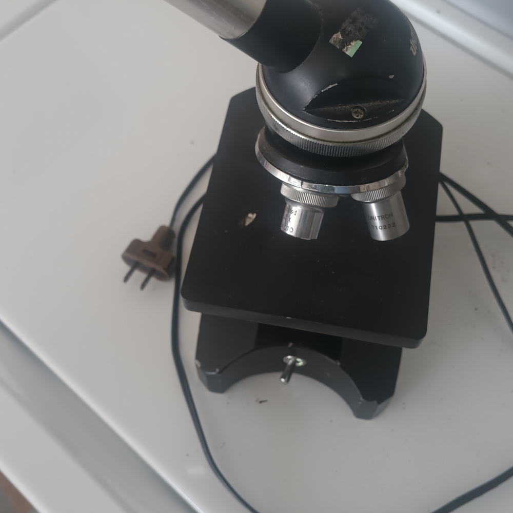 Black Microscope - Picture 2 of 4